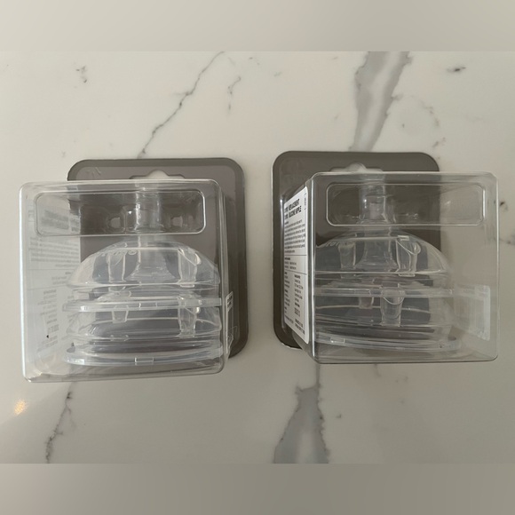 Both new in box medium and fast flow como tomo nipples - Picture 2 of 3